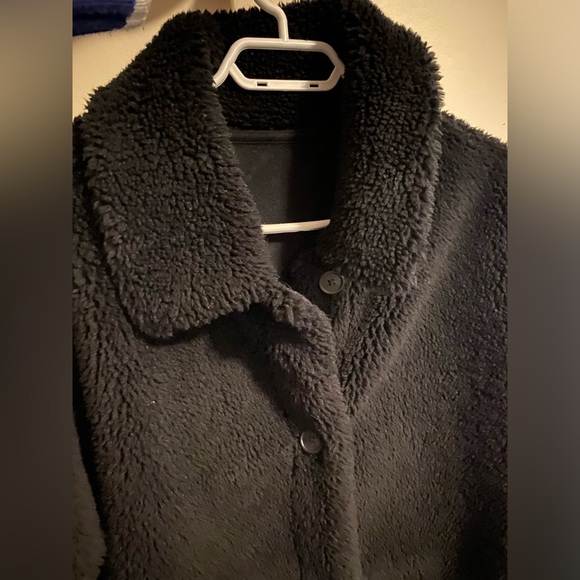 Uniqlo Cozy Black Fleece Teddy Jacket with Buttons (L) - Picture 3 of 5